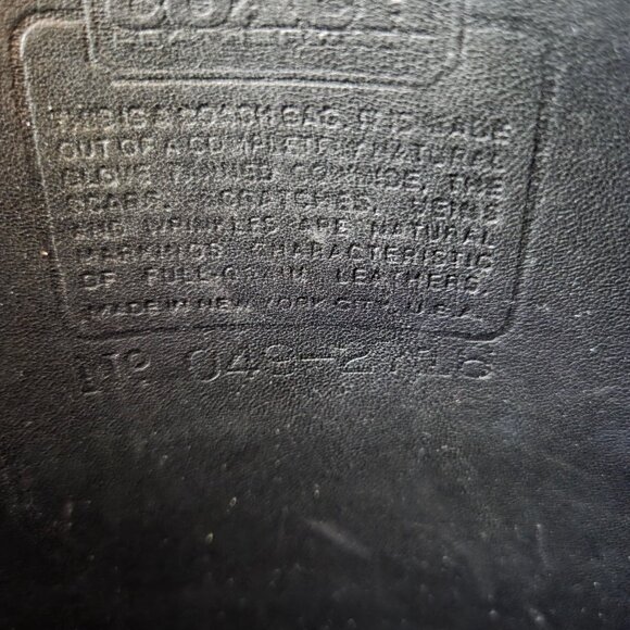 EUC & HTF Vintage Coach Skinny Flight Bag (#9706) in Black - Picture 13 of 13